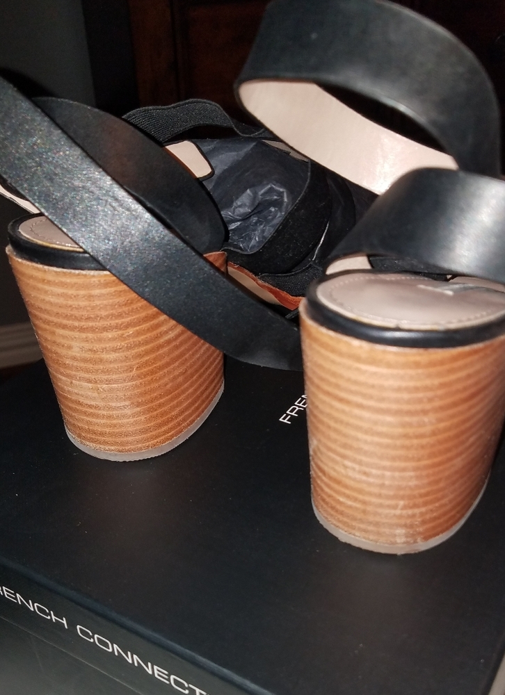 Sandals - Picture 3 of 5